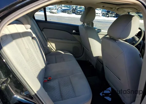 2012 Ford Fusion Se z USA, uszkodzony, nr VIN 3FAHP0HA2CR147913